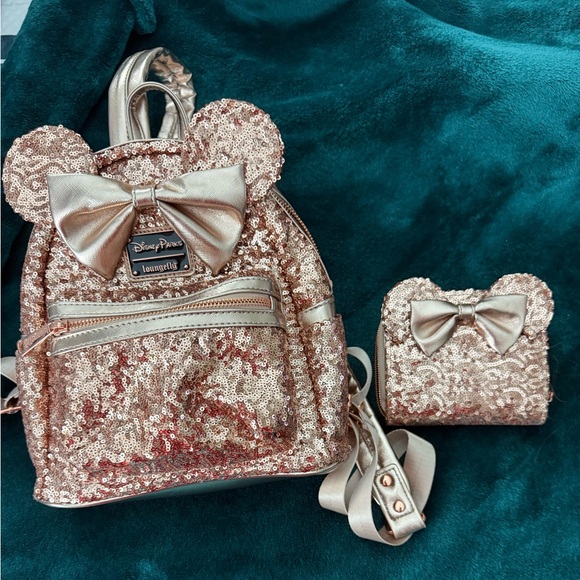 Disney Parks Loungefly Rose Gold Sequin Bag - Picture 1 of 5